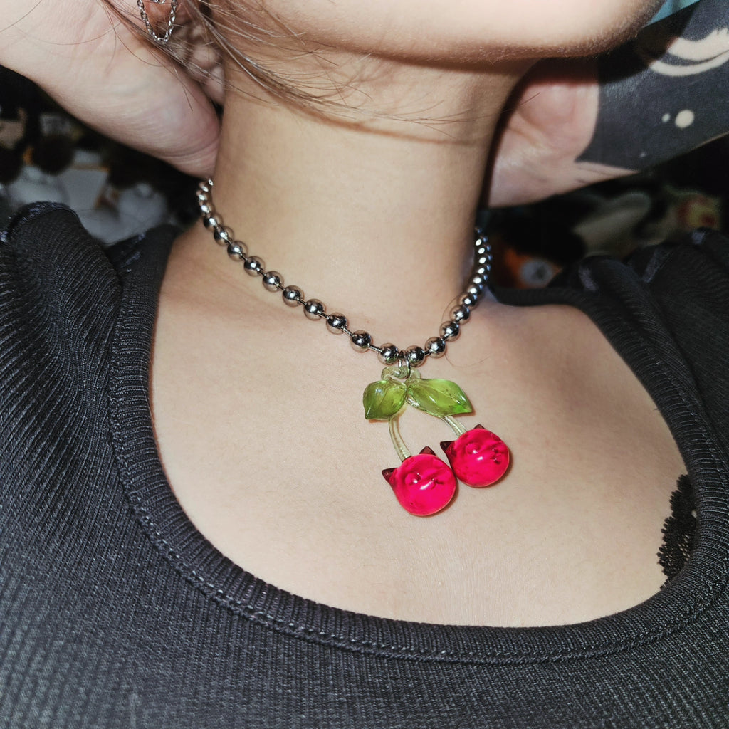 The Chéri Necklace